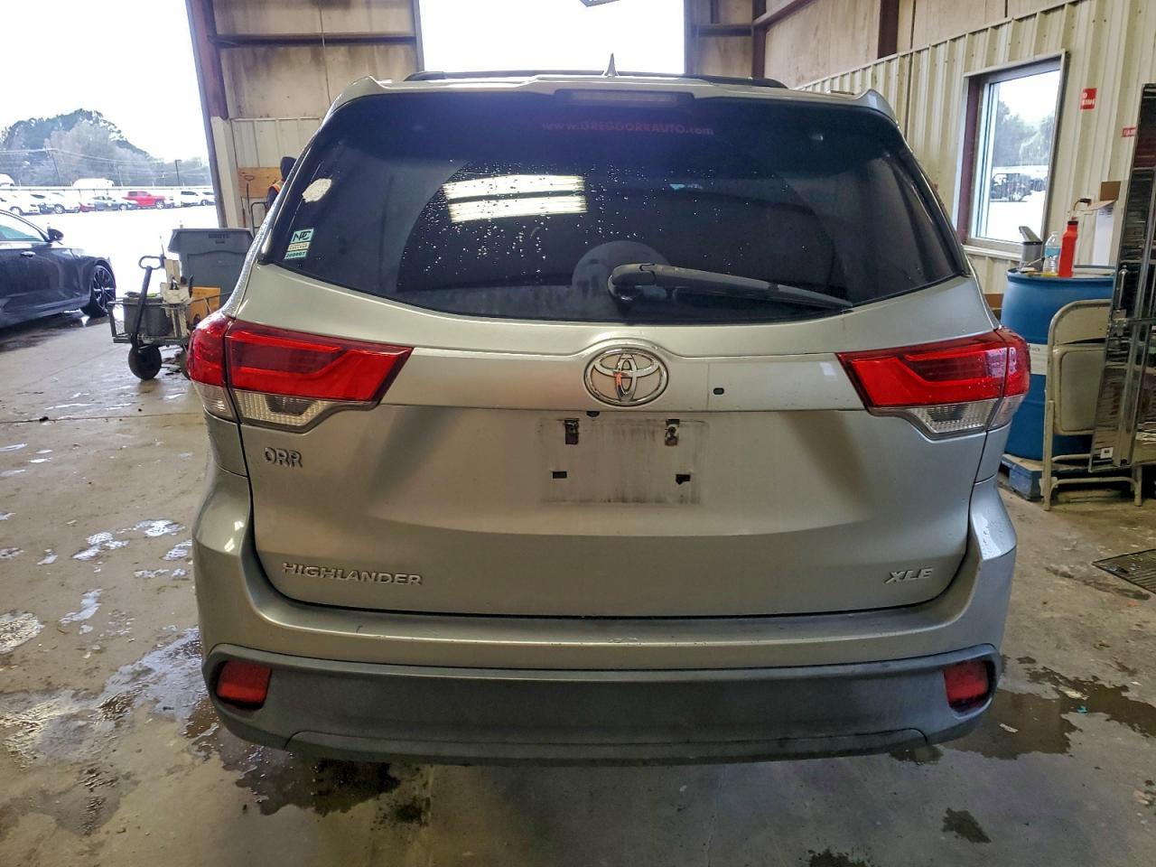 TOYOTA HIGHLANDER SE