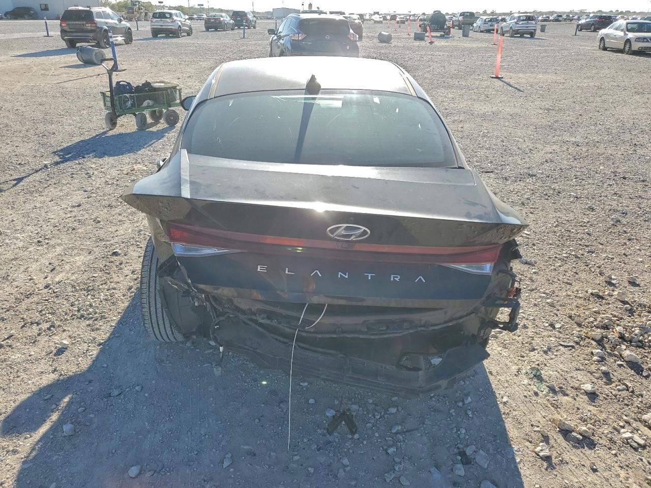 Lot #3309697864 2023 HYUNDAI ELANTRA SE