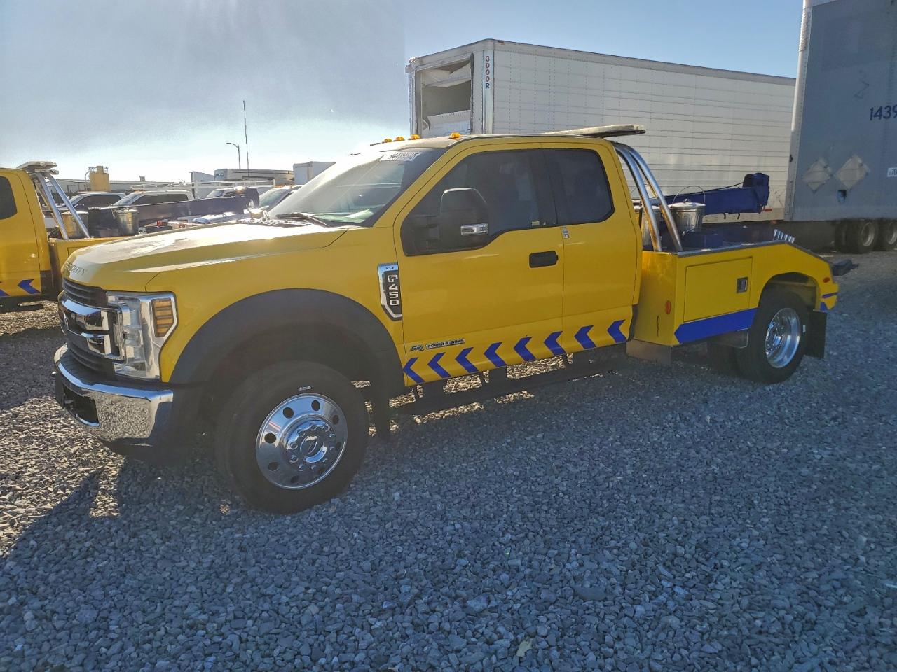 Lot #3311537237 2019 FORD F450 SUPER