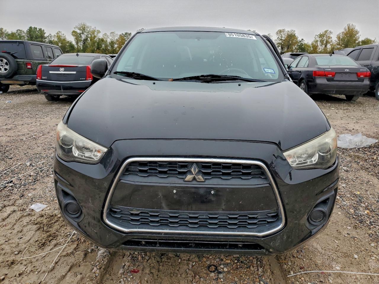 MITSUBISHI OUTLANDER ES
