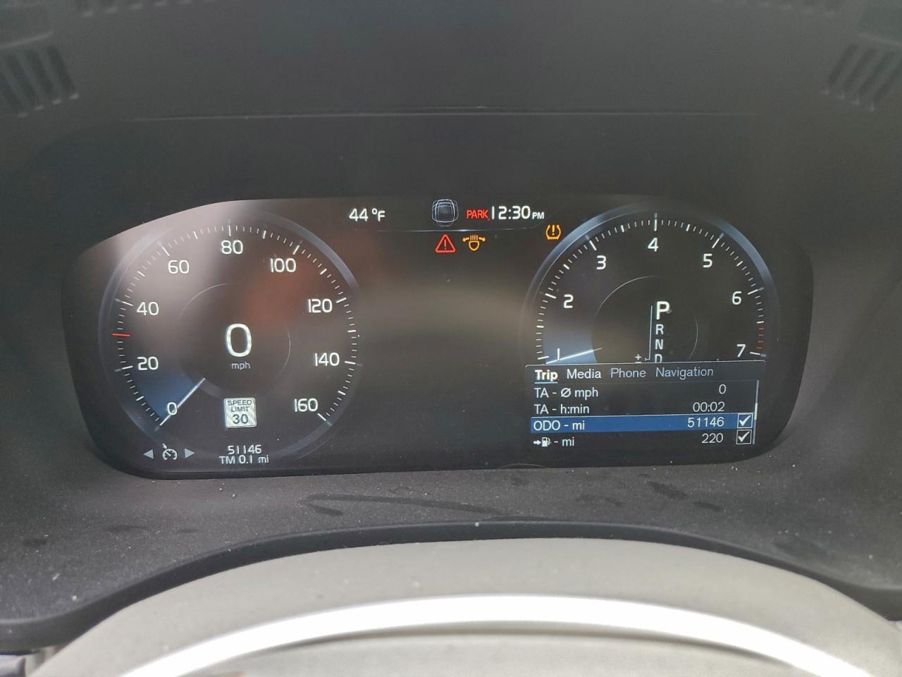 VOLVO XC60 T5 MOMENTUM