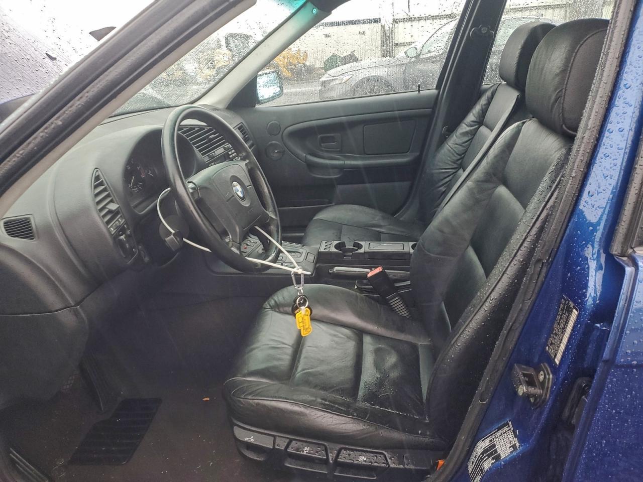 Lot #3311676237 1997 BMW 318 I AUTO