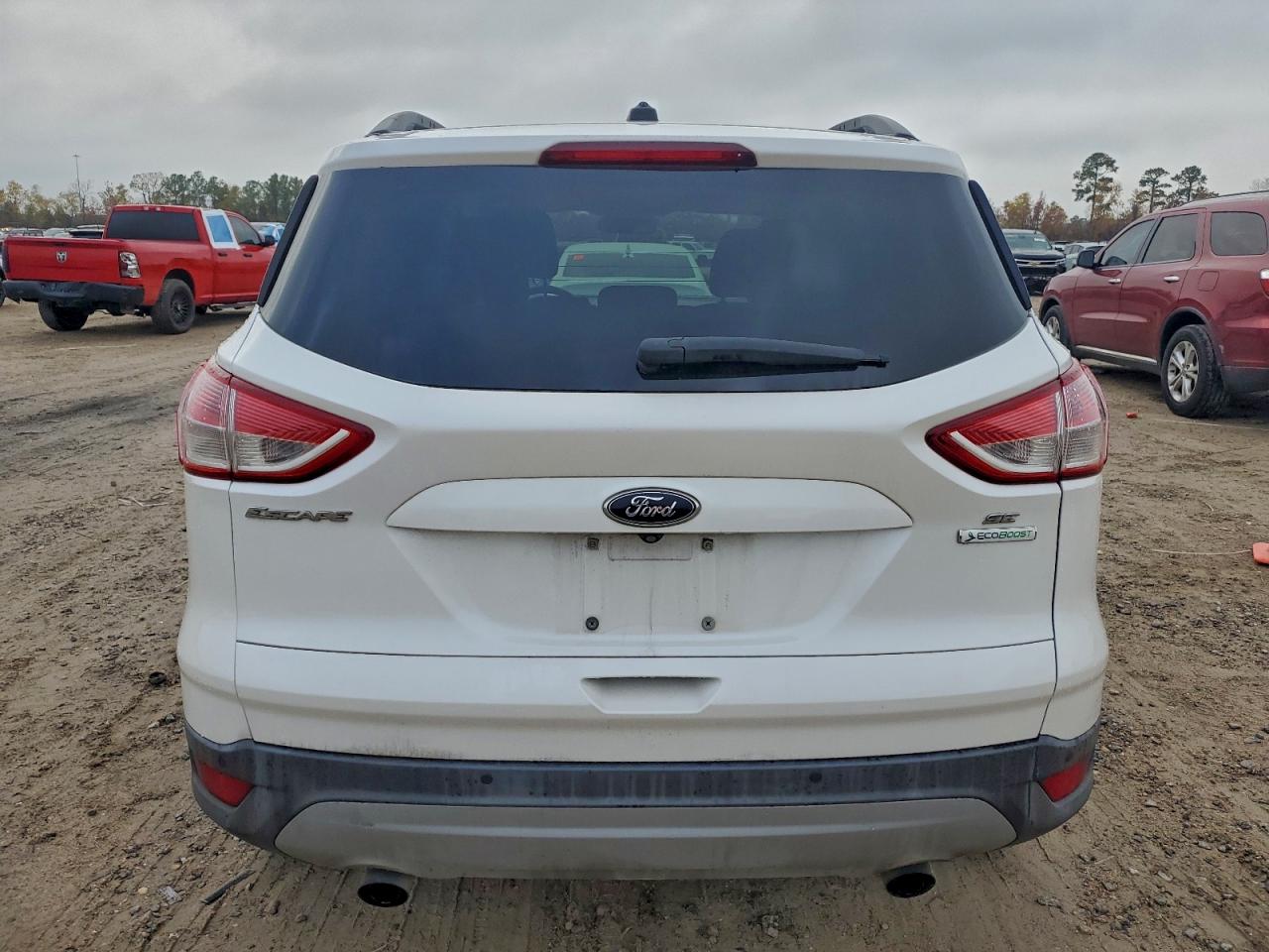 Lot #3318859927 2016 FORD ESCAPE SE