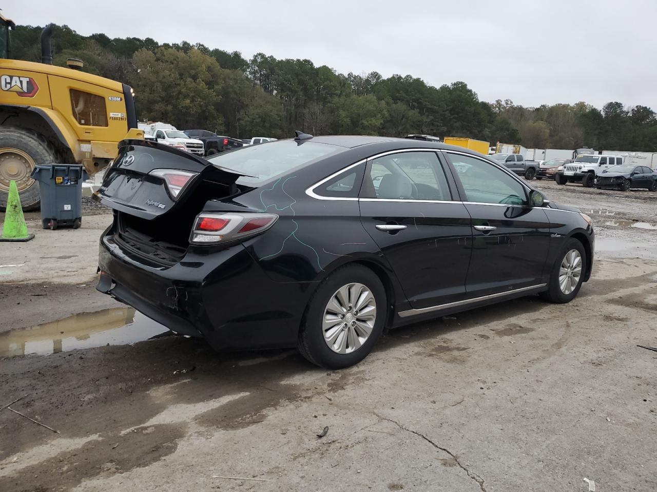 HYUNDAI SONATA HYBRID