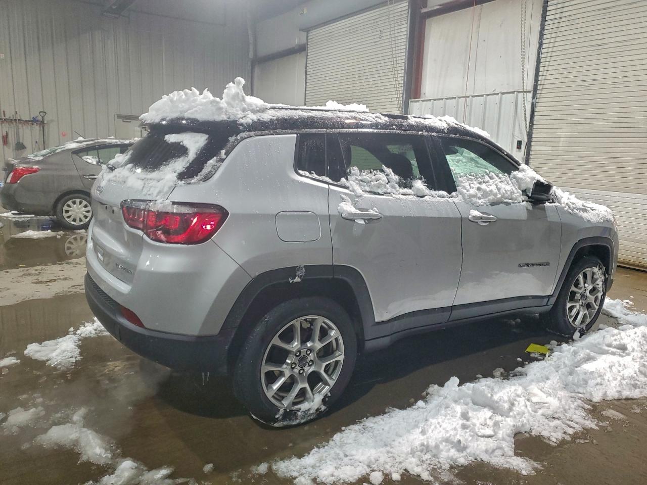 Lot #3319033253 2025 JEEP COMPASS LI