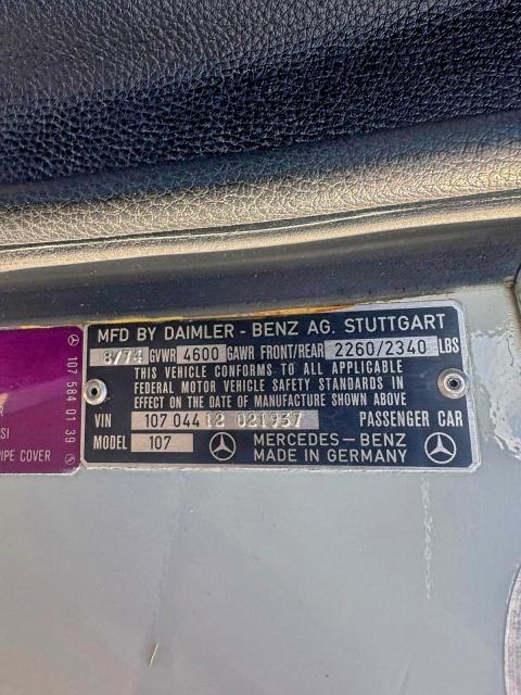 1975 MERCEDES-BENZ 450 SL #3305289307