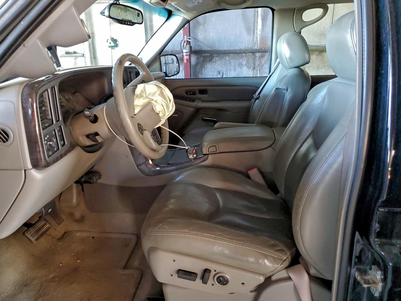 Lot #3315903116 2006 GMC SIERRA K15