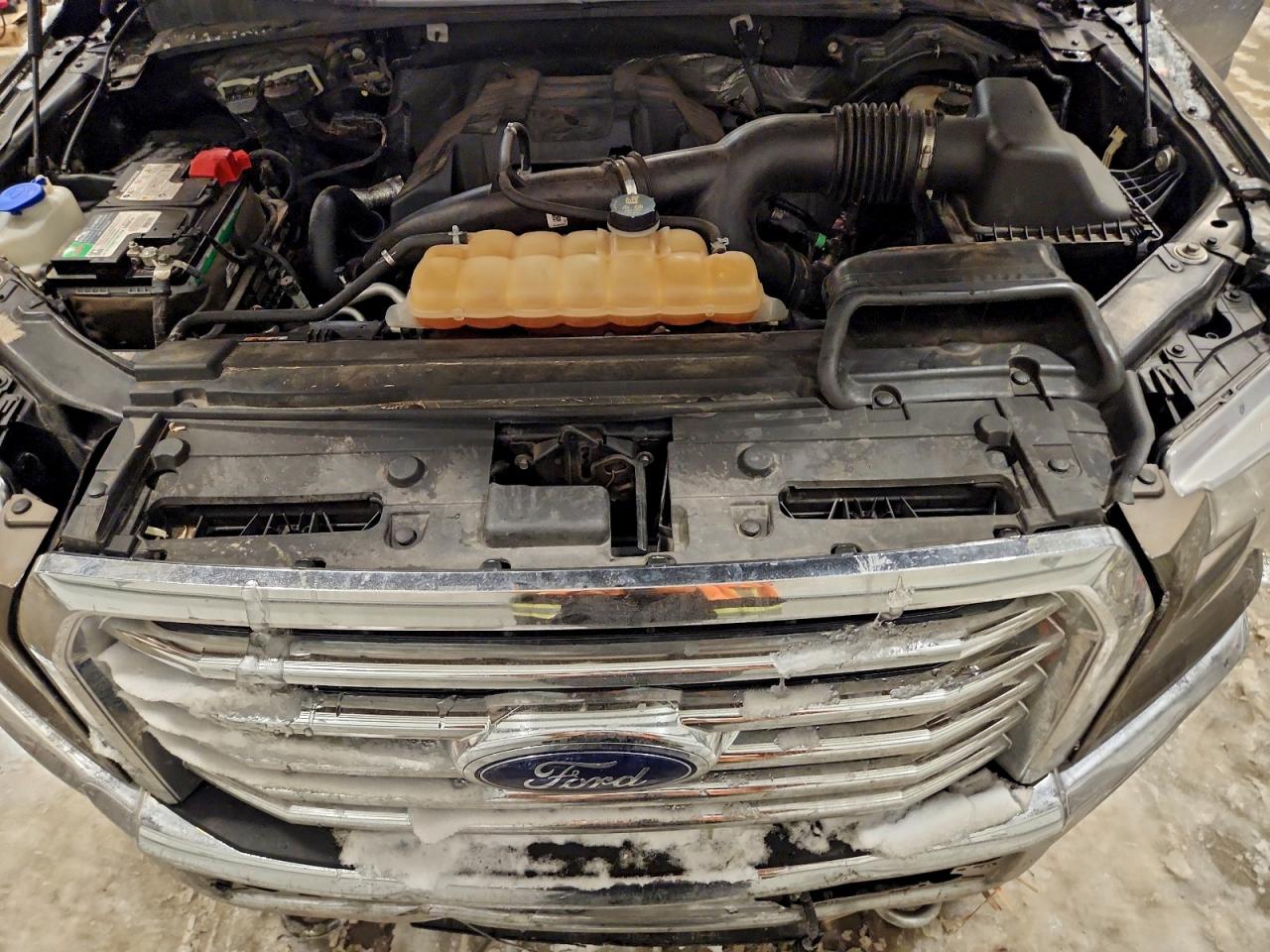 FORD F-150 SUPER CAB