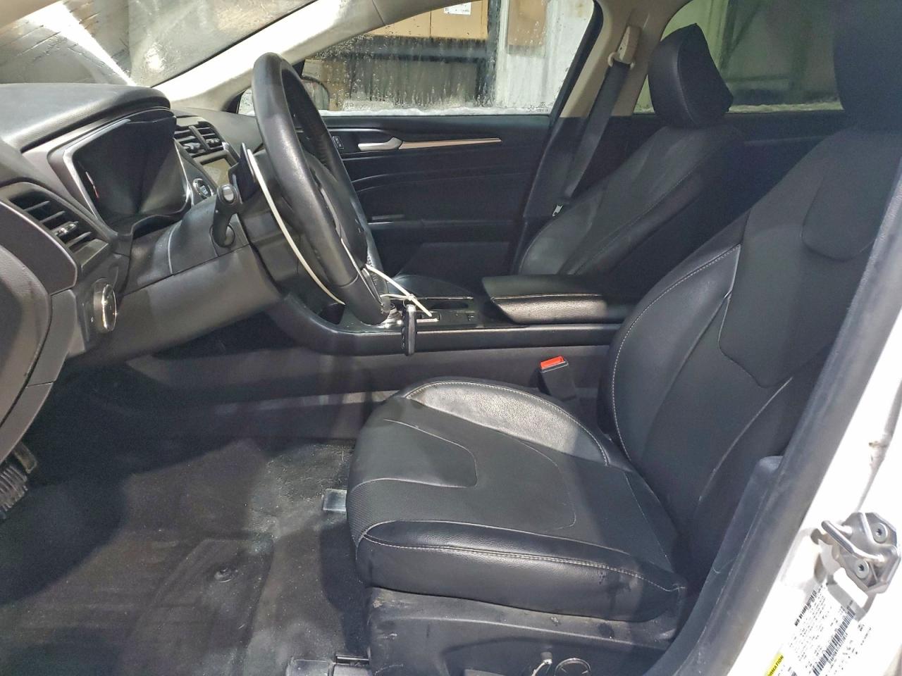 FORD FUSION TITANIUM