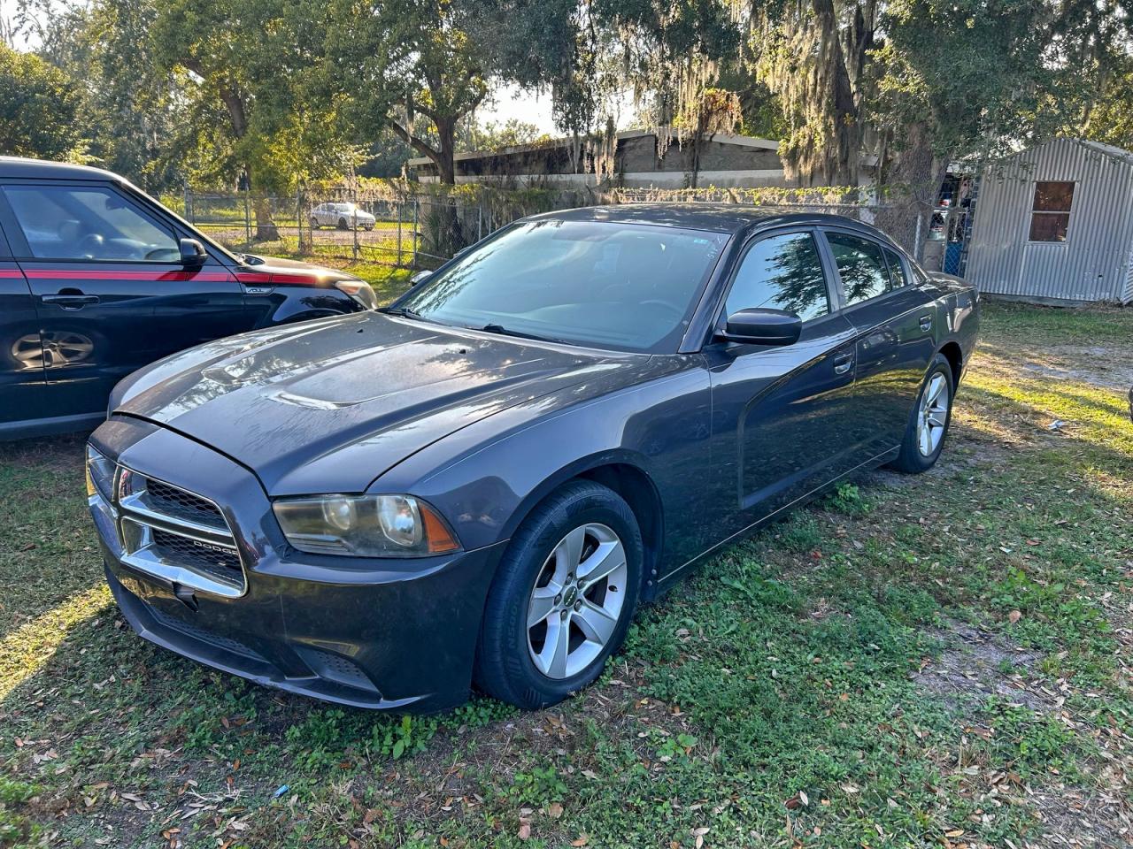 Lot #3305325354 2013 DODGE CHARGER SE