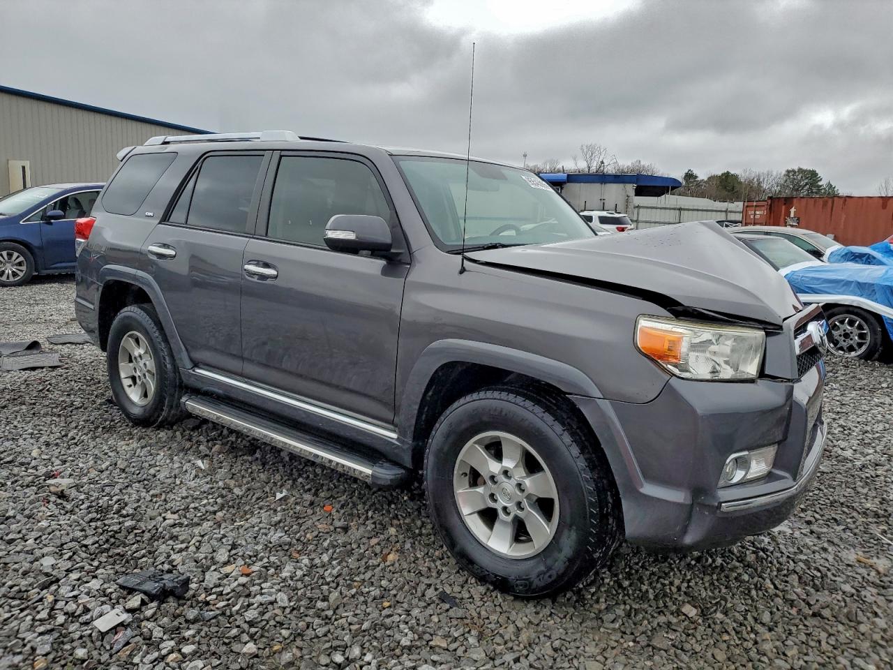 TOYOTA 4RUNNER SR5
