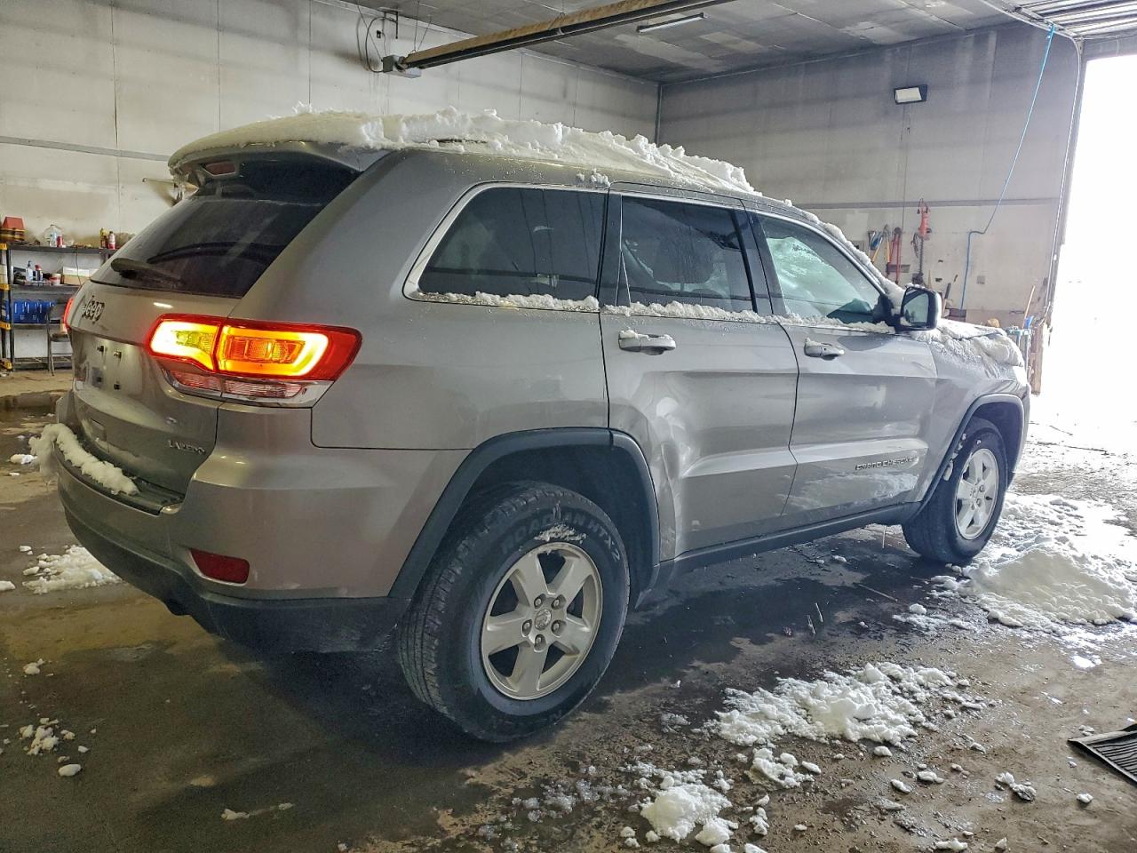 JEEP GRAND CHEROKEE LAREDO