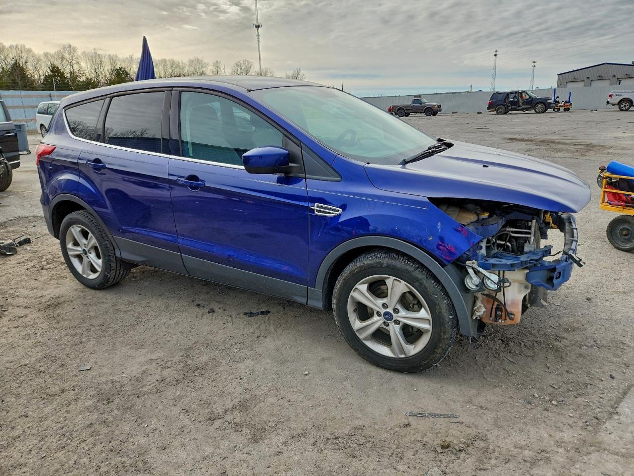 FORD ESCAPE SE
