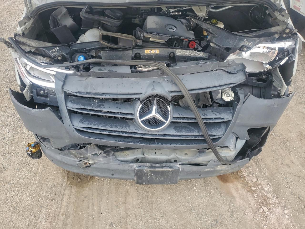 MERCEDES-BENZ SPRINTER 2500