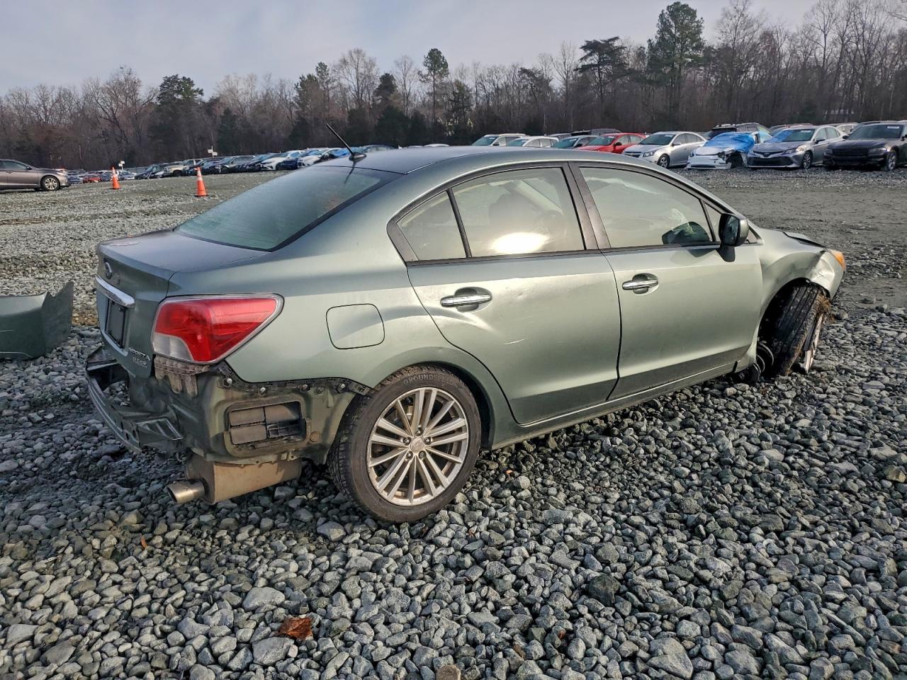 Lot #3304604442 2014 SUBARU IMPREZA LI