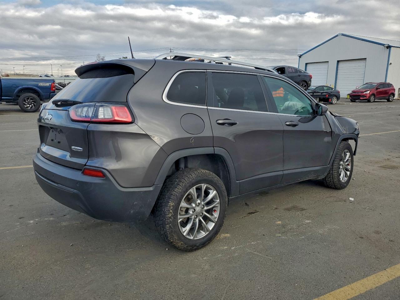 JEEP GRAND CHEROKEE LATITUDE PLUS
