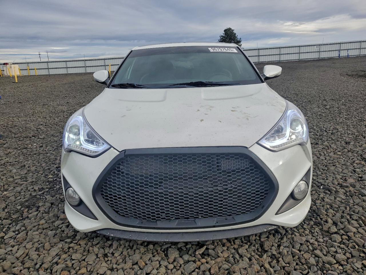HYUNDAI VELOSTER TURBO