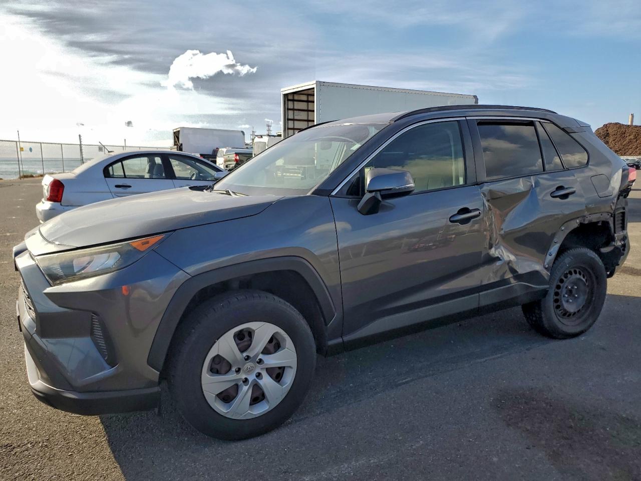 TOYOTA RAV4 LE