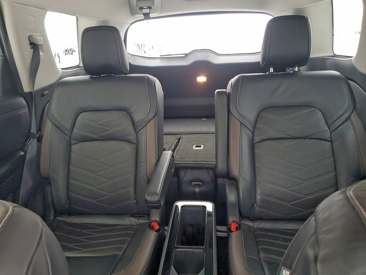 NISSAN PATHFINDER PLATINUM