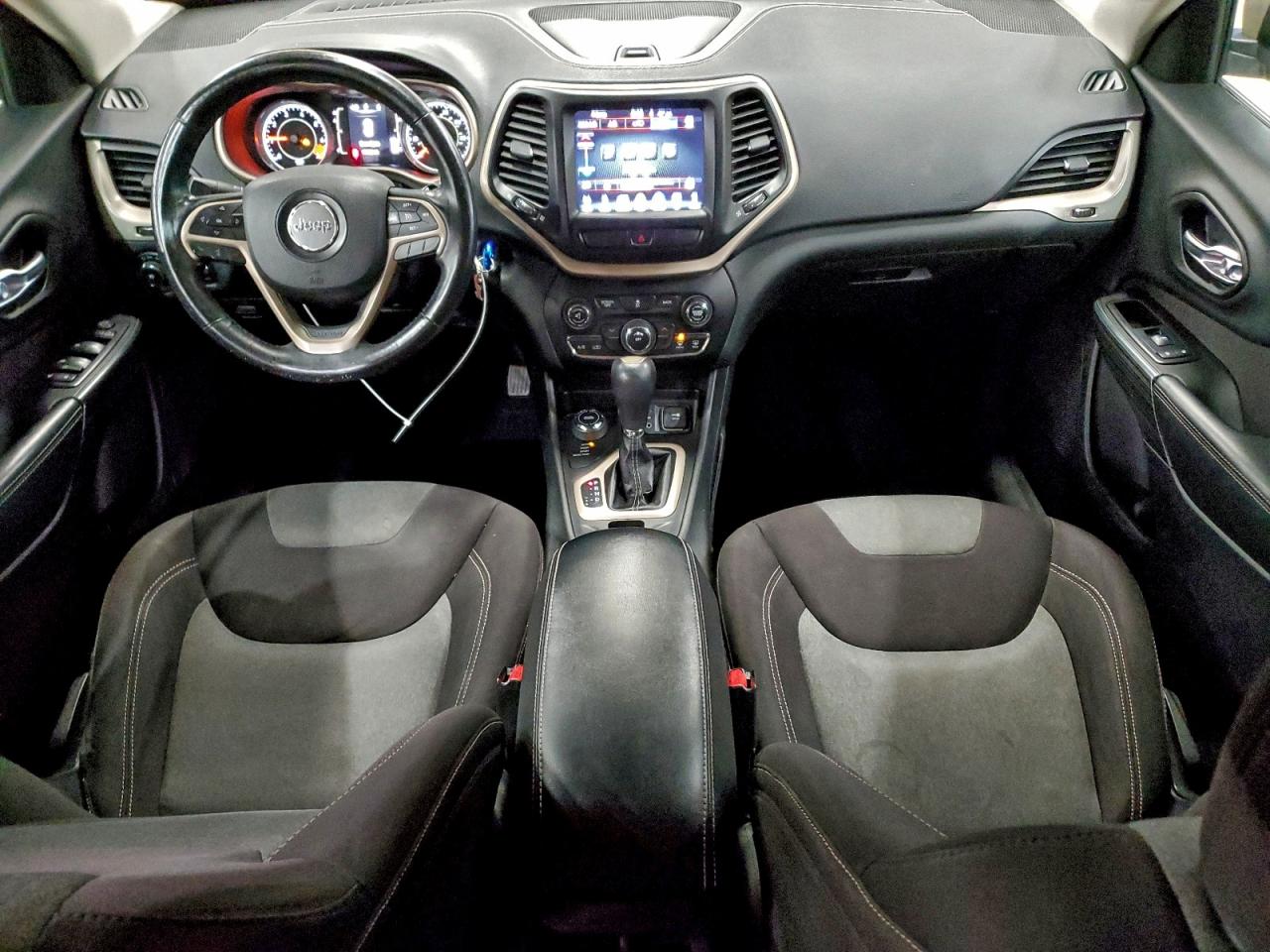 JEEP GRAND CHEROKEE LATITUDE