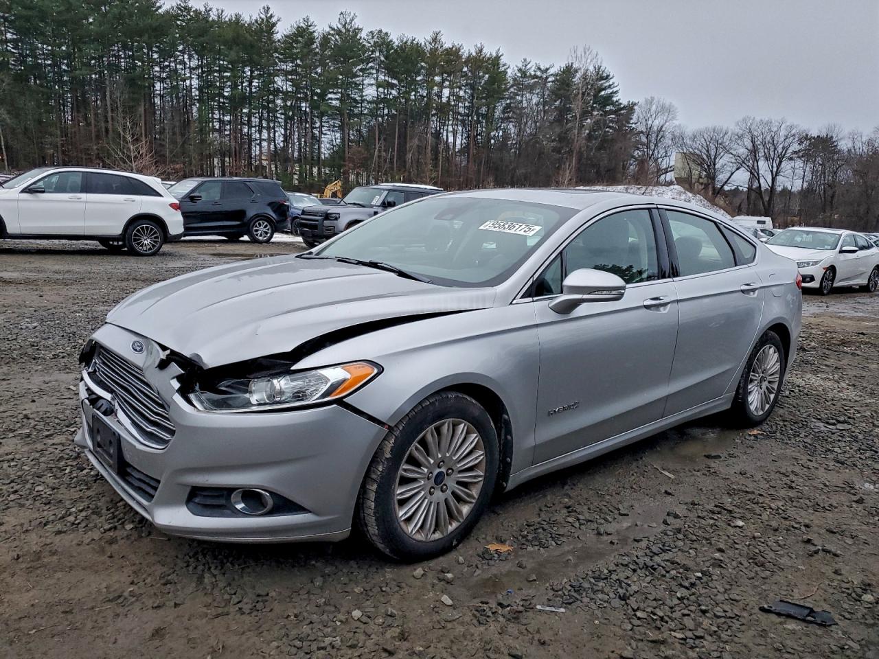 Lot #3312290769 2013 FORD FUSION SE