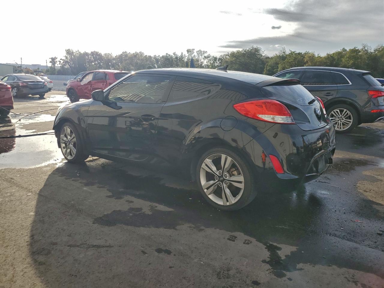 HYUNDAI VELOSTER