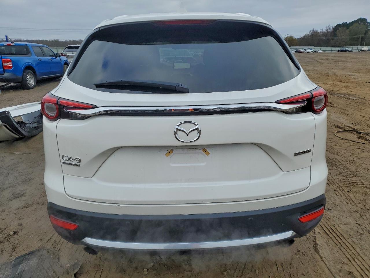 MAZDA CX-9 SIGNATURE