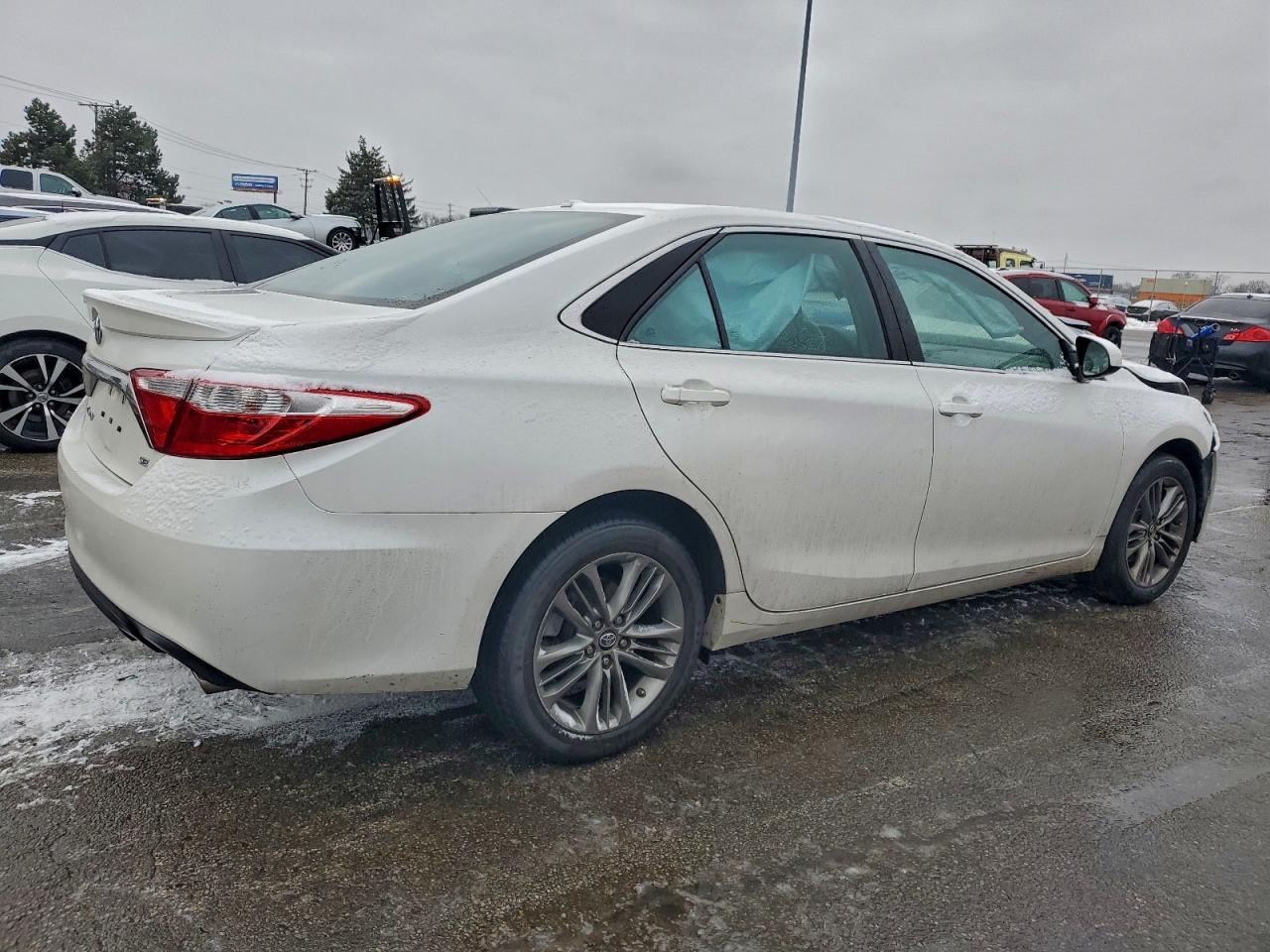 TOYOTA CAMRY LE