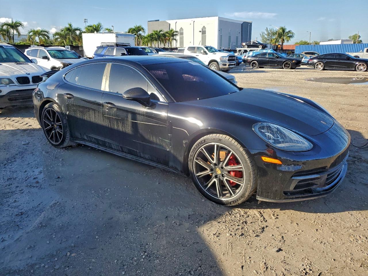 PORSCHE PANAMERA 4