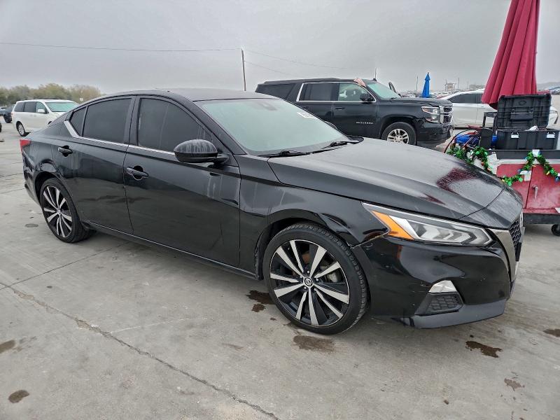 2021 NISSAN ALTIMA SR #3309494554