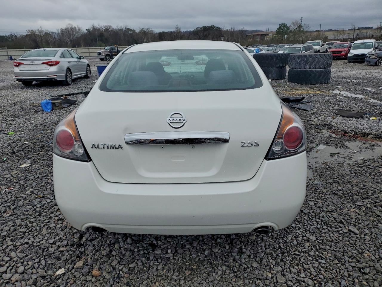 NISSAN ALTIMA BASE