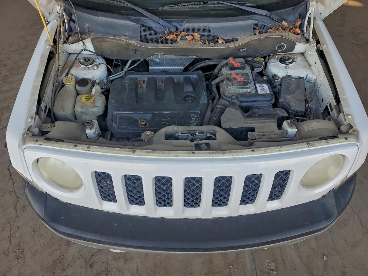 Lot #3311480273 2012 JEEP PATRIOT SP