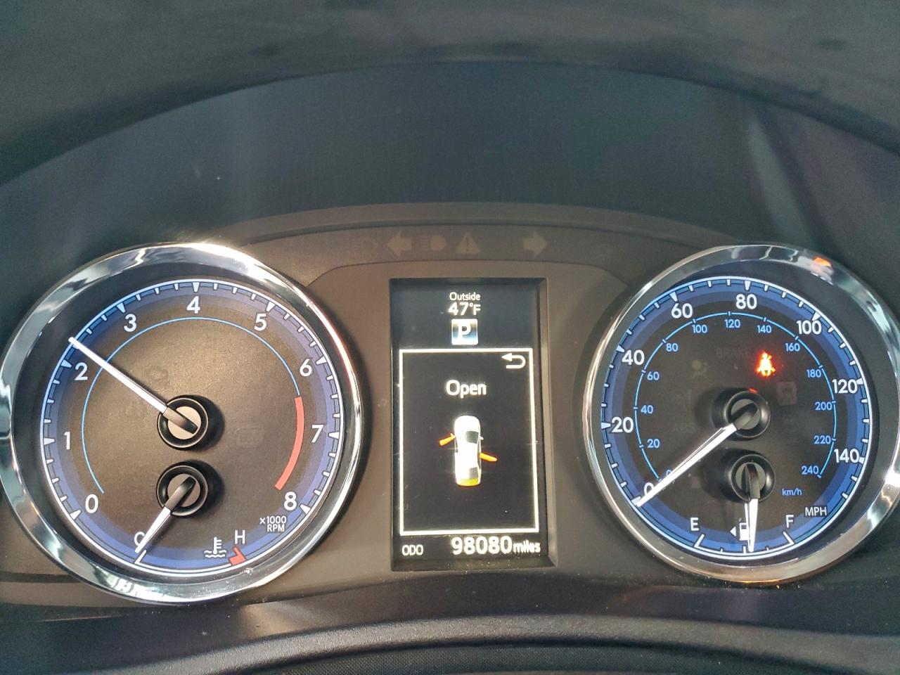 Lot #3318014489 2018 TOYOTA COROLLA L