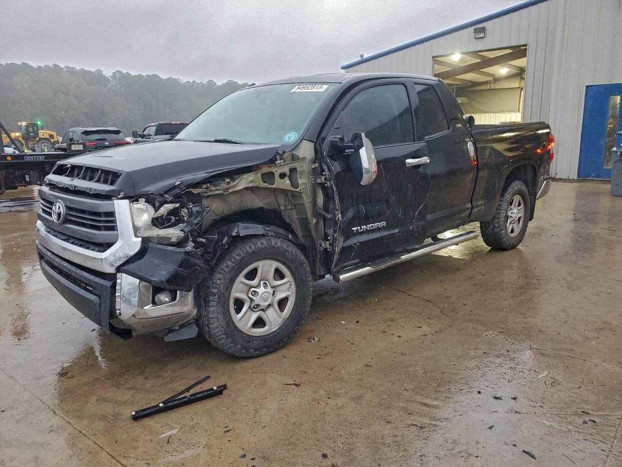 TOYOTA TUNDRA DOUBLE CAB SR