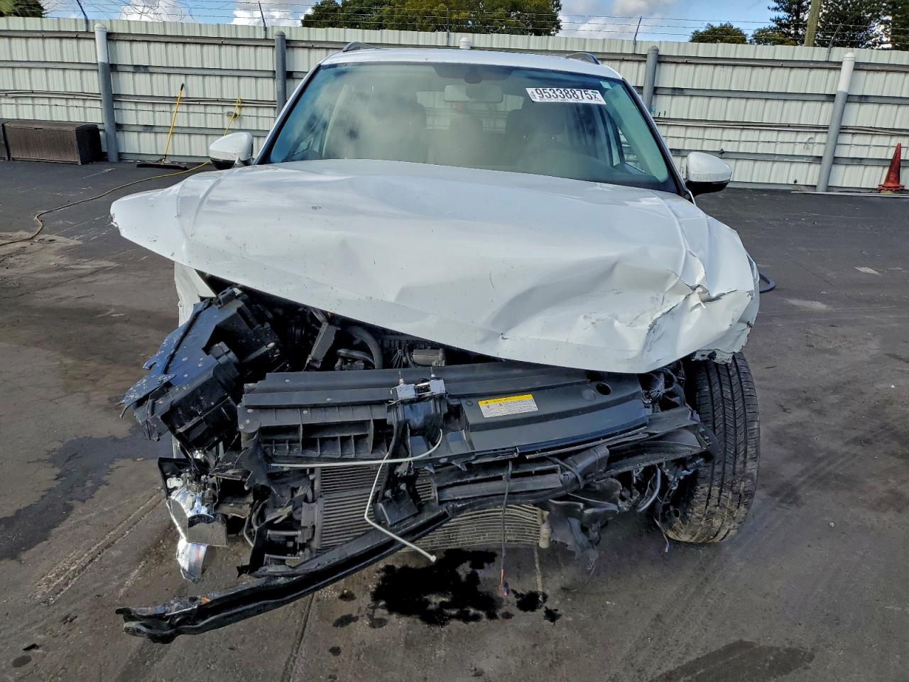 VOLKSWAGEN TIGUAN SE