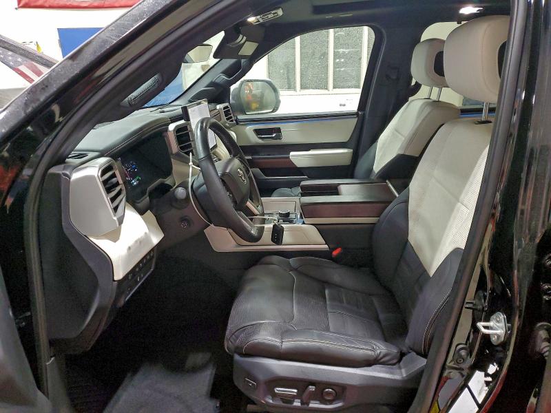 2024 TOYOTA SEQUOIA SR #3318993341