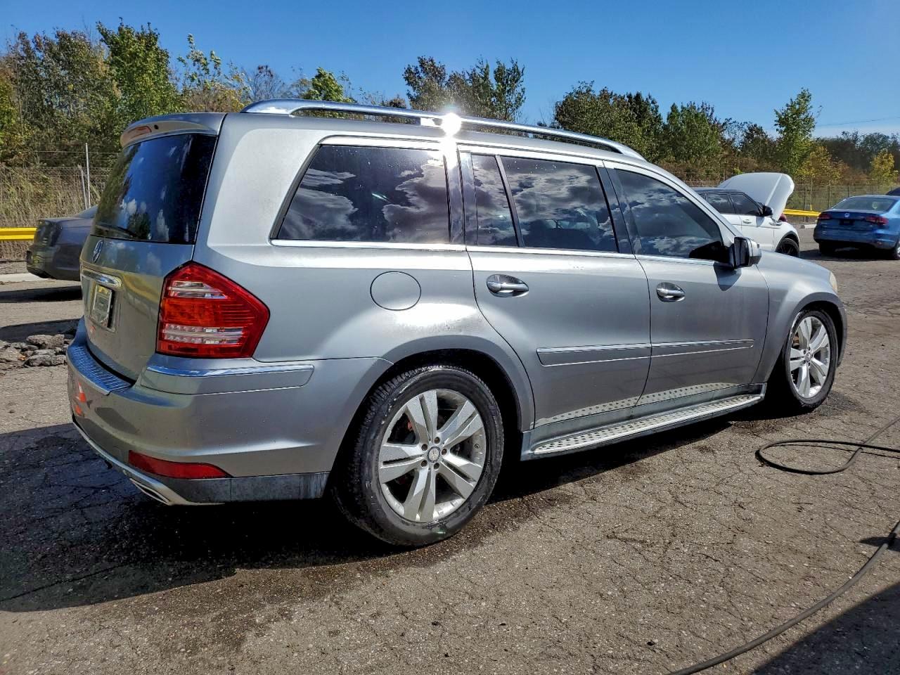 Lot #3311493284 2010 MERCEDES-BENZ GL 350 BLU