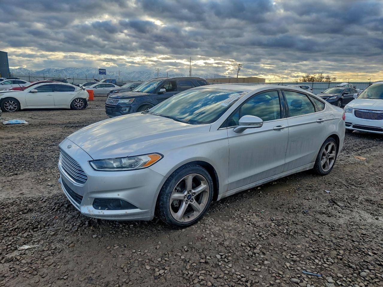 FORD FUSION SE