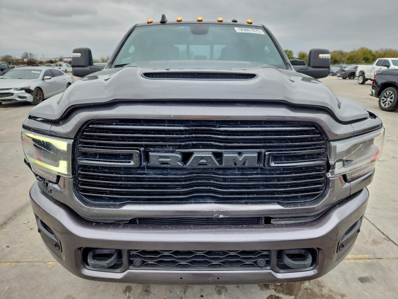 RAM 2500 LARAMIE