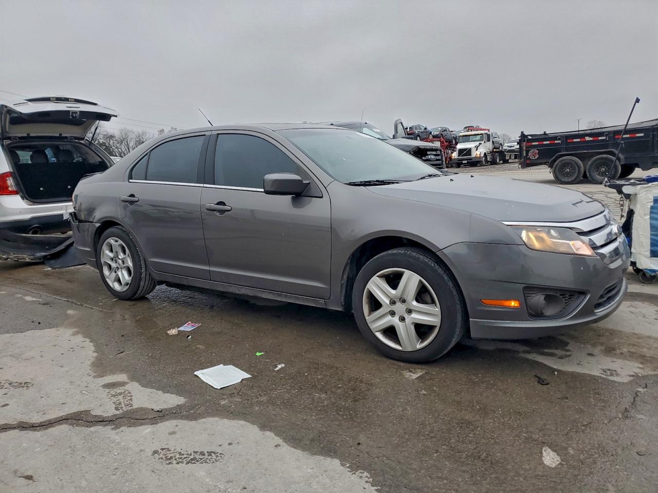 FORD FUSION SE