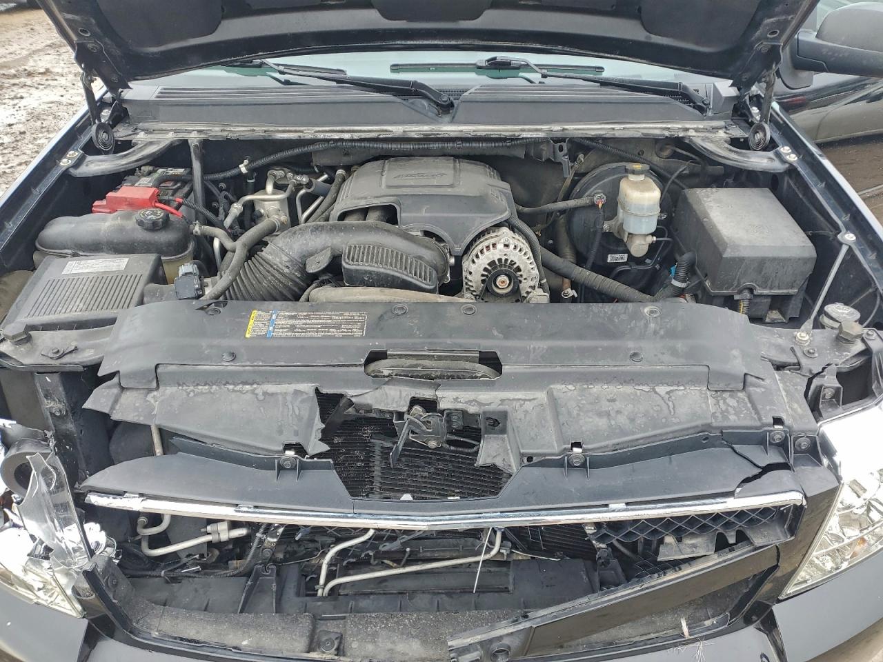 CHEVROLET TAHOE K1500 LS