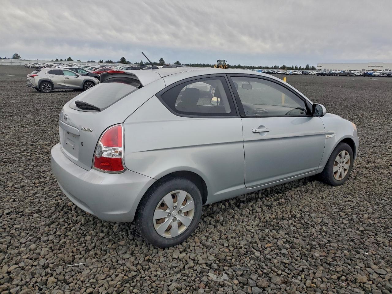 HYUNDAI ACCENT BLUE