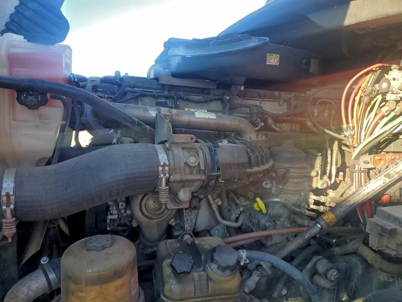 2015 FREIGHTLINER CASCADIA #3310398955