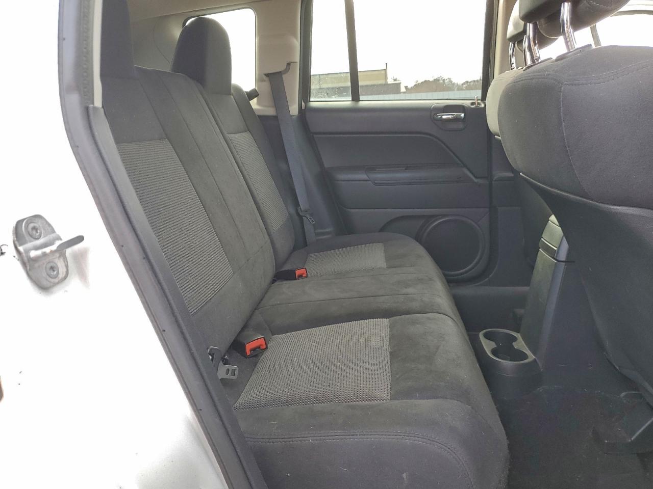 Lot #3309194639 2011 JEEP COMPASS SP