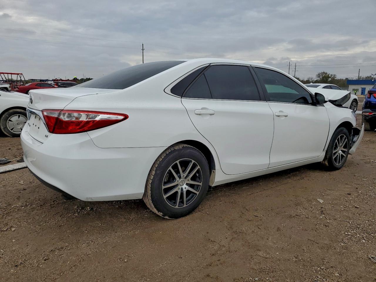 Lot #3316014764 2017 TOYOTA CAMRY LE