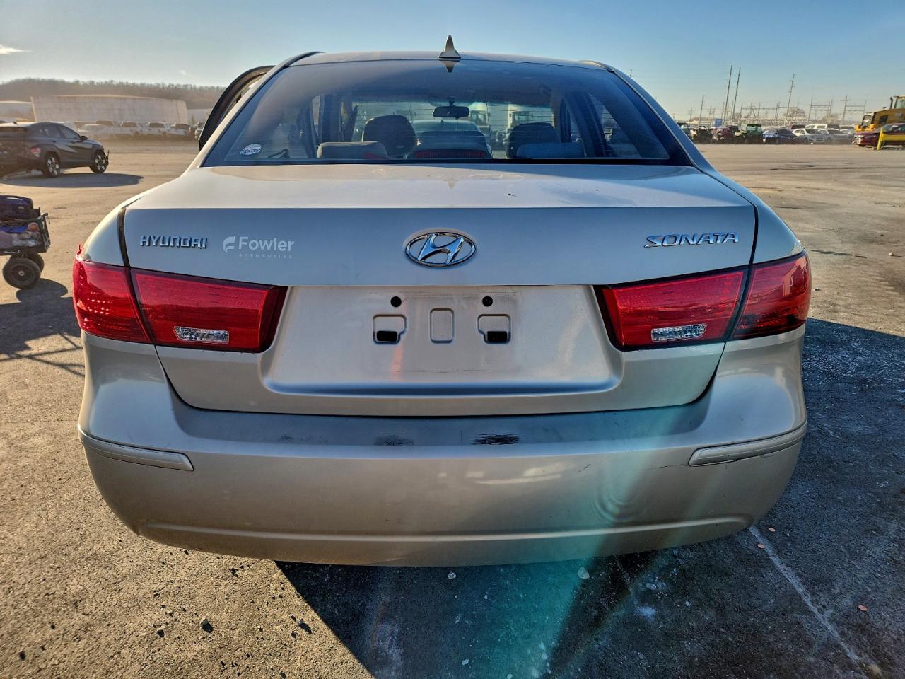 Lot #3308368280 2009 HYUNDAI SONATA GLS