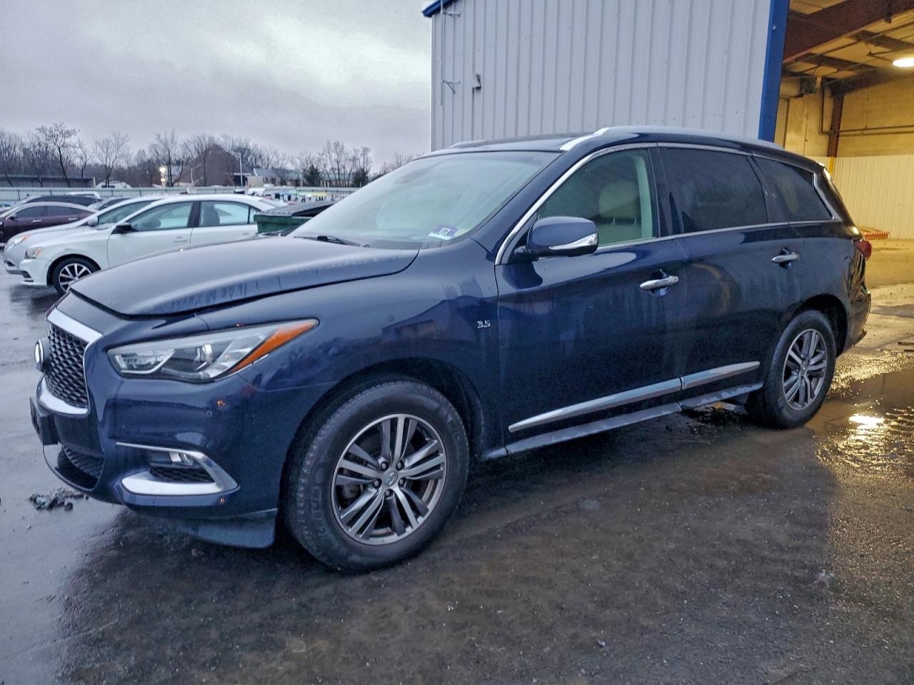INFINITI QX60 LUXE