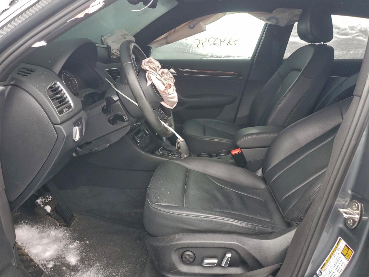 AUDI Q3 PREMIUM PLUS