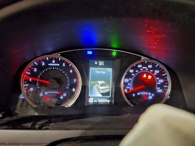 2016 TOYOTA CAMRY LE #3302714061