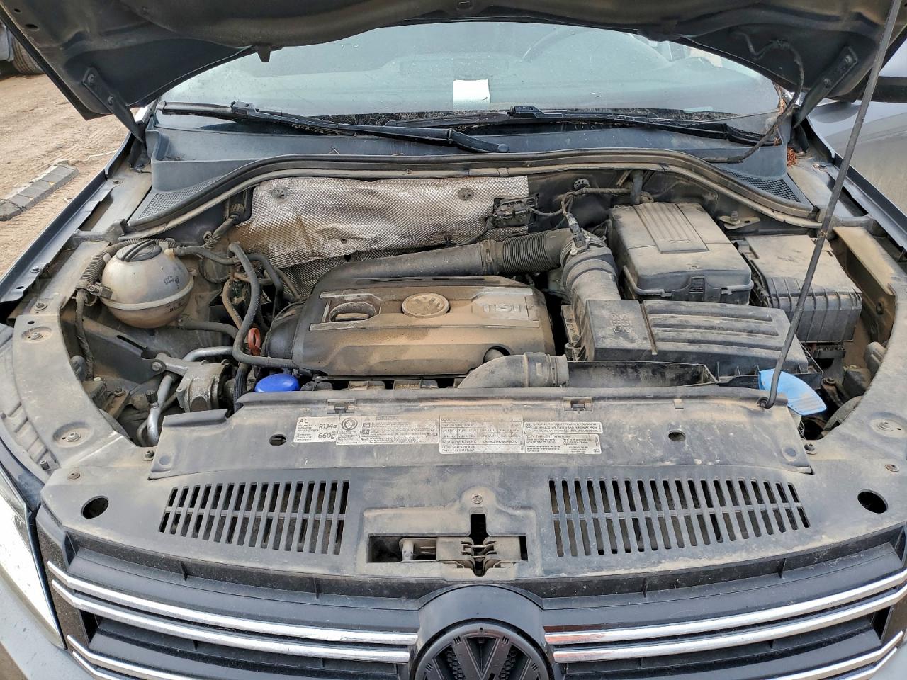 Lot #3312338769 2012 VOLKSWAGEN TIGUAN S